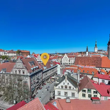 Revalia Old Town Hall Square Apartman
