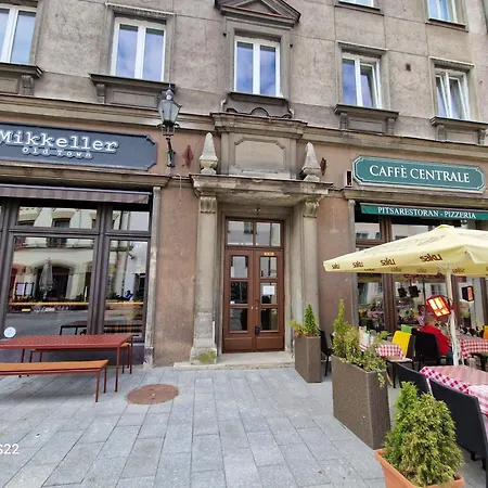 Revalia Old Town Hall Square * Tallin