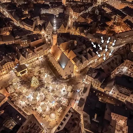 Revalia Old Town Hall Square شقة *